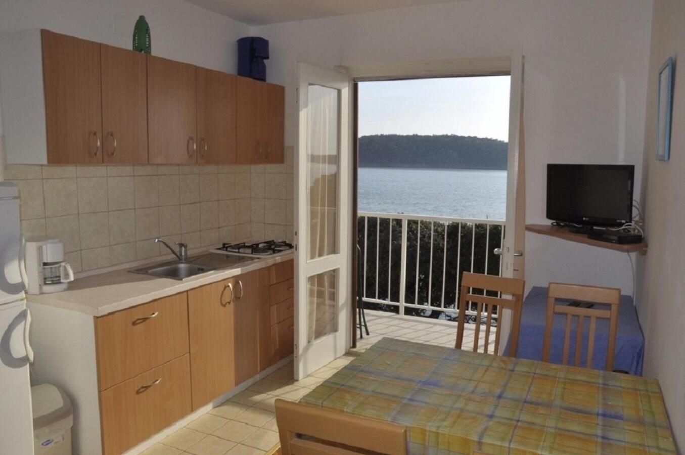 Apartments Petar - 6M From The Sea Barbat na Rabu Zewnętrze zdjęcie