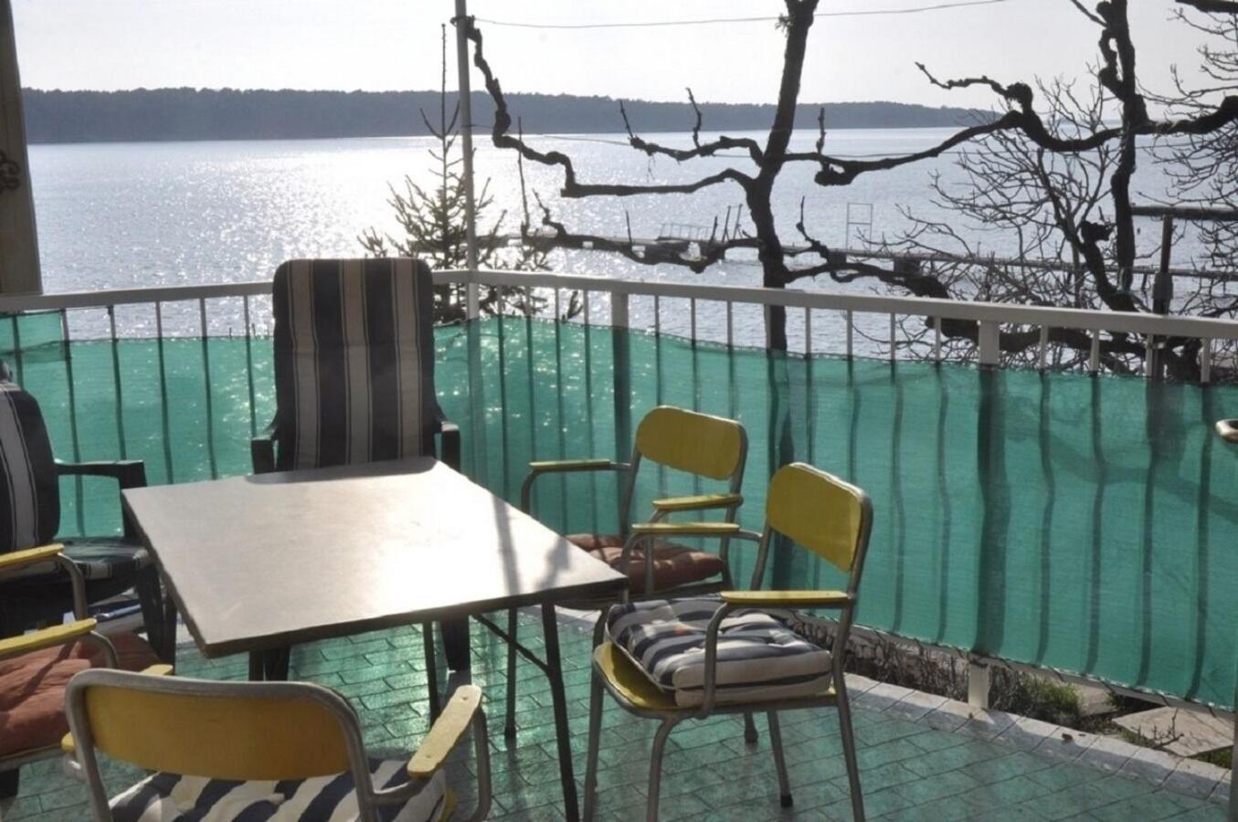 Apartments Petar - 6M From The Sea Barbat na Rabu Zewnętrze zdjęcie